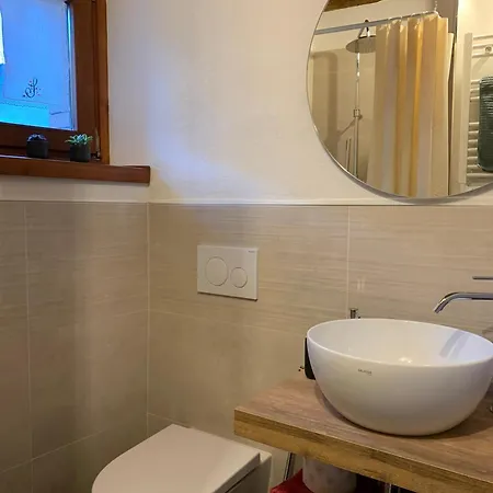 Alojamento de Acomodação e Pequeno-almoço Sot I Volz - Arta Terme